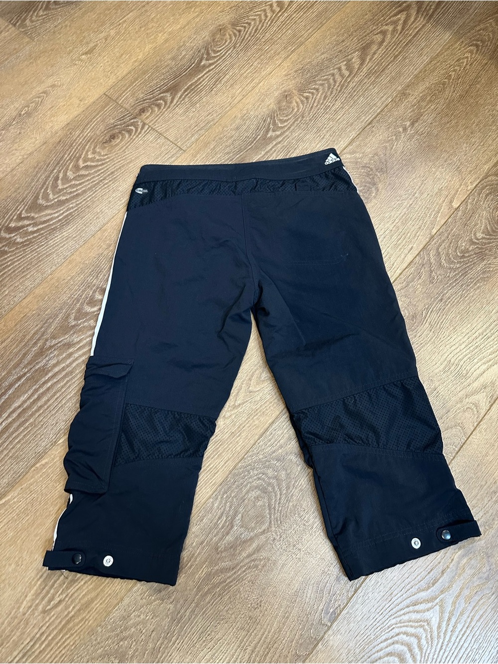 adidas clima365 climacool Black Capris with White Side Stripes szS low rise - Picture 2 of 9